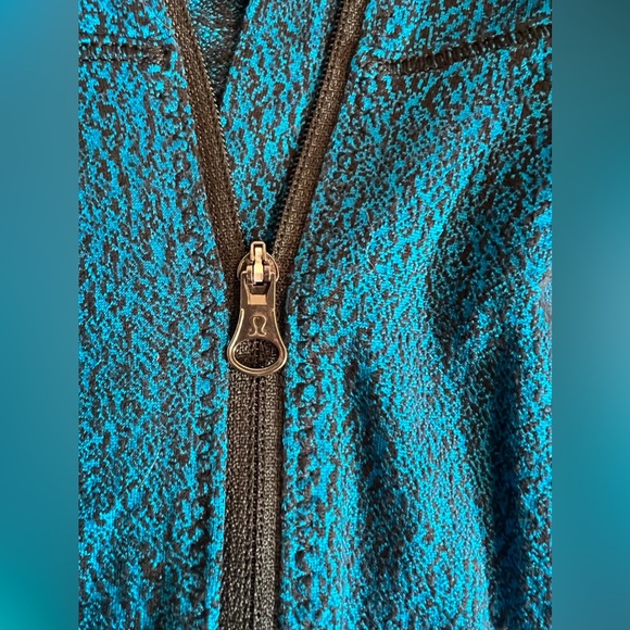 Lululemon Rush Hour 1/2 Zip Running Luon Spray Jacquard Shocking Blue Black sz 6 - Picture 8 of 13